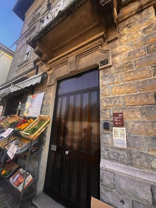 Jumbo Flat In Bergamo Appartement