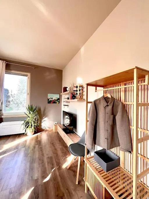 Jumbo Flat In Bergamo Appartement